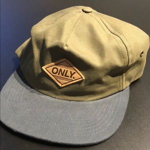 ONLYNY Camper Snapback